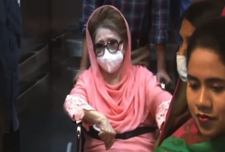 বাসায় ফিরছেন খালেদা জিয়া